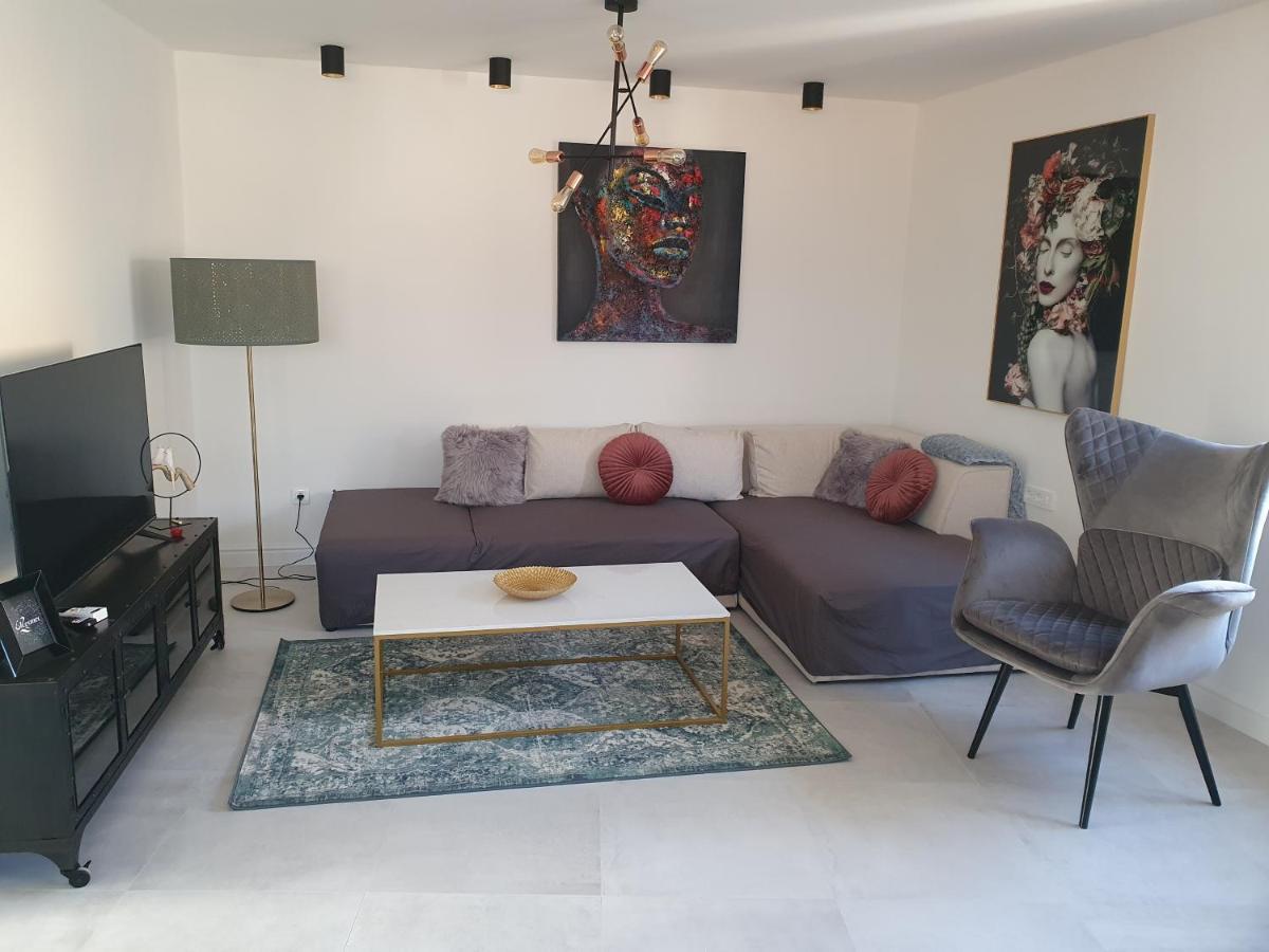שיבניק Infresh Holiday House מראה חיצוני תמונה