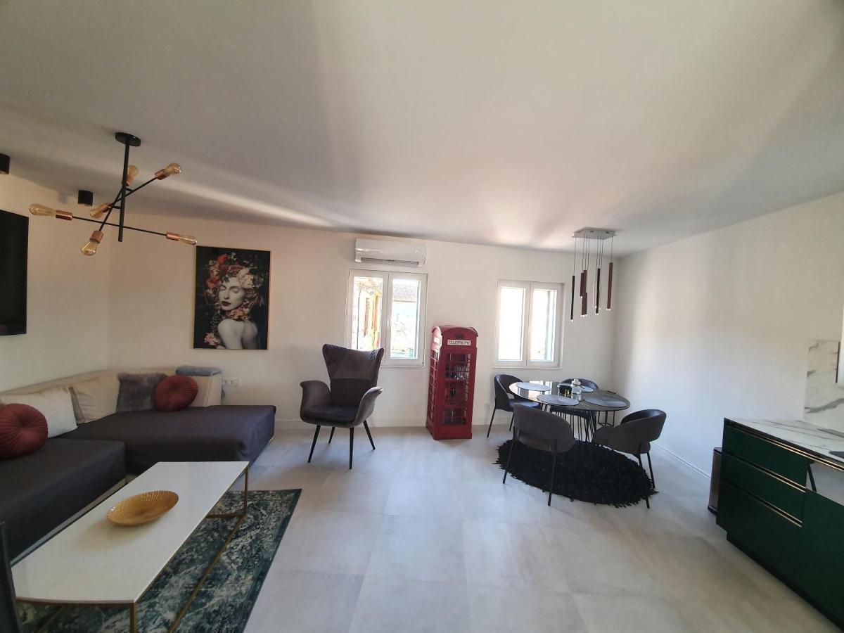 שיבניק Infresh Holiday House מראה חיצוני תמונה