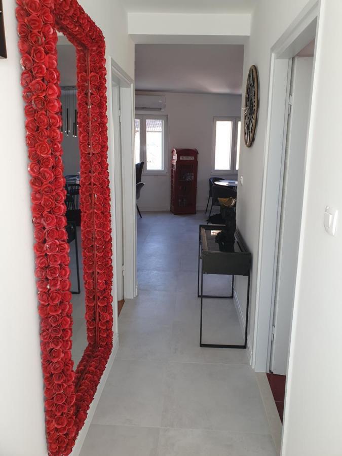שיבניק Infresh Holiday House מראה חיצוני תמונה