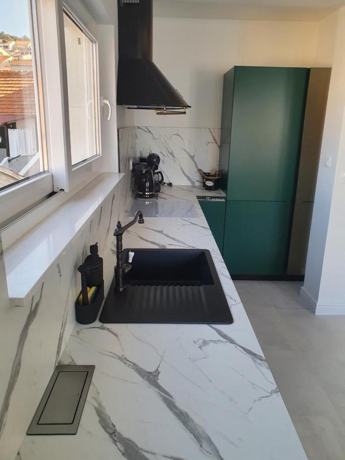 שיבניק Infresh Holiday House מראה חיצוני תמונה